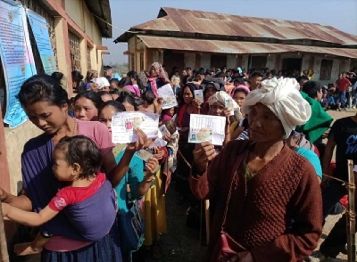 त्रिपुरा चुनाव: दोपहर 1 बजे तक 51 प्रतिशत से अधिक हुआ मतदान त्रिपुरा चुनाव: दोपहर 1 बजे तक 51 प्रतिशत से अधिक हुआ मतदान